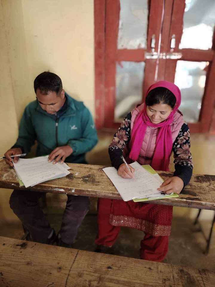 तिला गाउँपालिकाकी उपाध्यक्ष दम्पतीले दिए एसईई